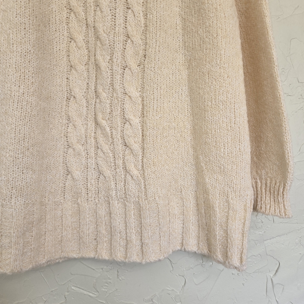 Vintage Chunky Cream Cableknit Sweater, L - Picture 3 of 9